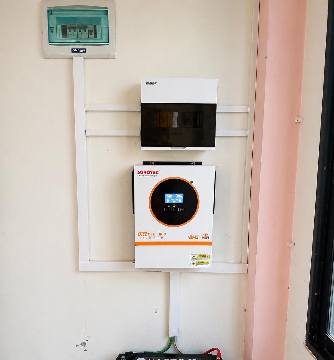 SOROTEC Hybrid Solar Inverter